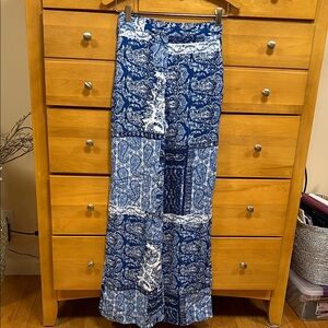 Zara Blue and White Patterned Trousers
